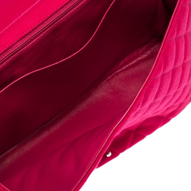 Pre Owned Chanel Magenta Quilted Jersey Maxi Classic Single Flap Bag