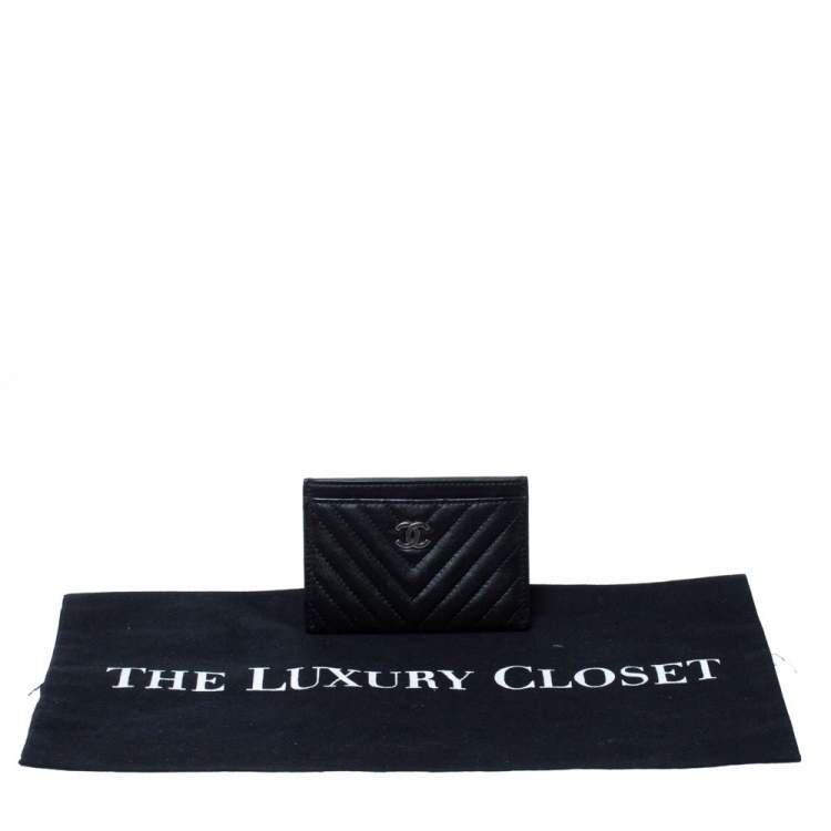 Pre Owned Chanel Black Chevron Leather Card Holder