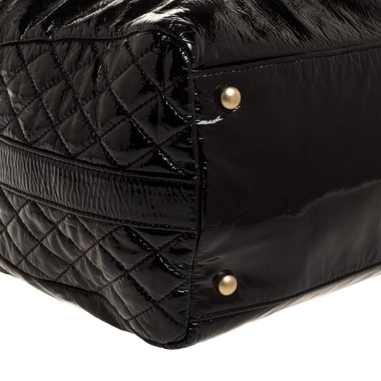 Pre Owned Chanel Black Patent Leather CC Chain Hobo Bag