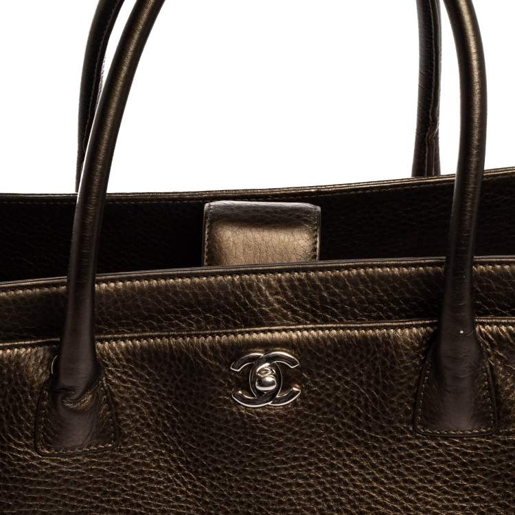 Pre Owned Chanel Metallic Brown Leather XL Cerf Executive Shopper Tote