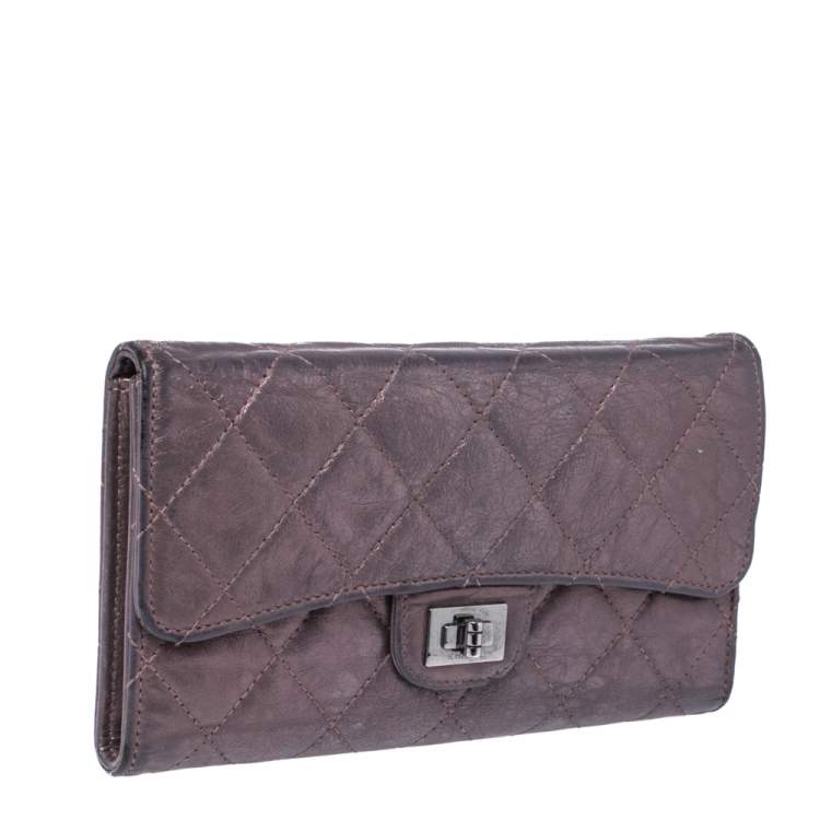 Pre Owned Chanel Metallic Bronze Quilted Leather Reissue Trifold Wallet
