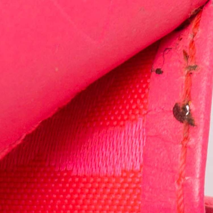 Pre Owned Chanel Black Leather Cambon Ligne Bifold Wallet