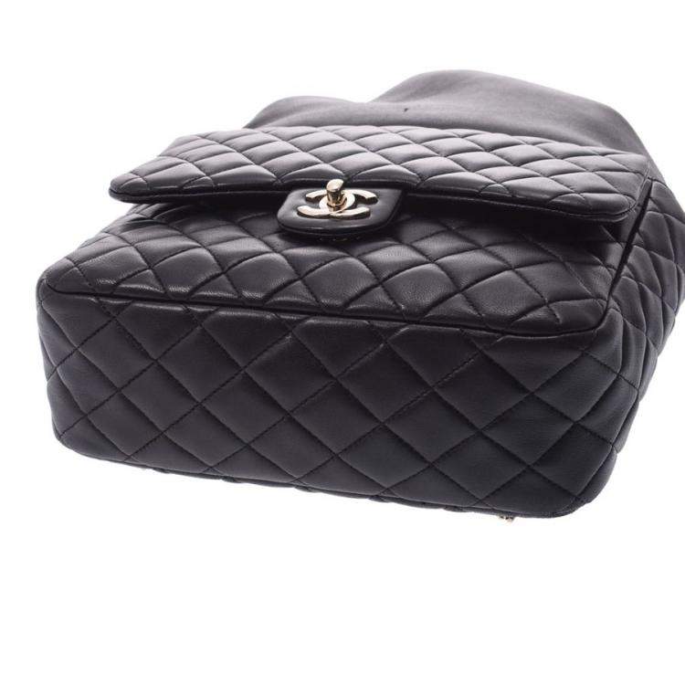 Pre Owned Chanel Black Quilted Lambskin Leather Backpack