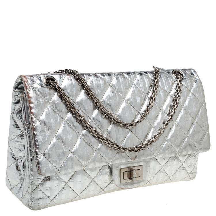Pre Owned Chanel Silver Striped Quilted Leather Reissue 2.55 Classic 227 Flap Bag