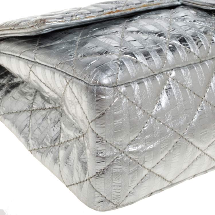 Pre Owned Chanel Silver Striped Quilted Leather Reissue 2.55 Classic 227 Flap Bag
