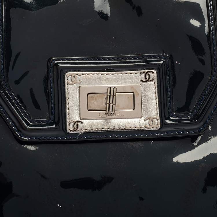 Pre Owned Chanel Dark Blue Patent Leather Giant Reissue Lock Chain Link Tote