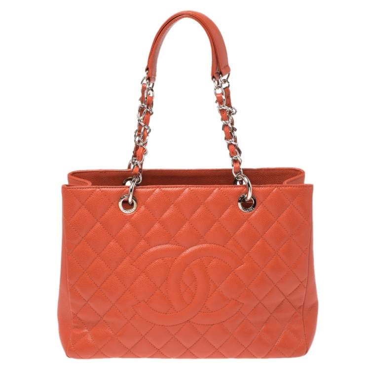 chanel tote quilted