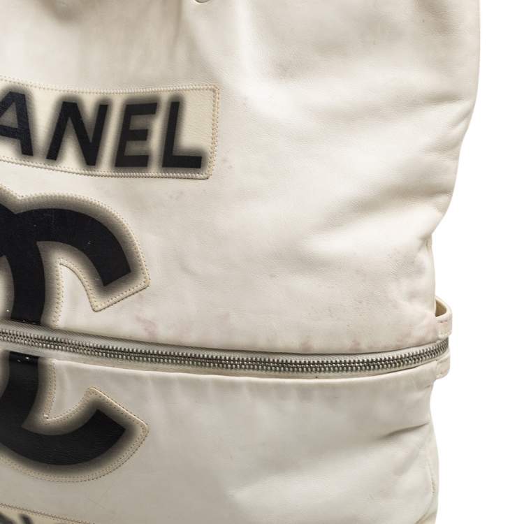 Pre Owned Chanel Cream Leather 2009 London Paris Chain Tote 