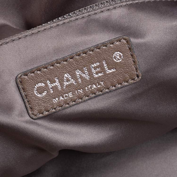 Pre Owned Chanel Cream Leather 2009 London Paris Chain Tote 
