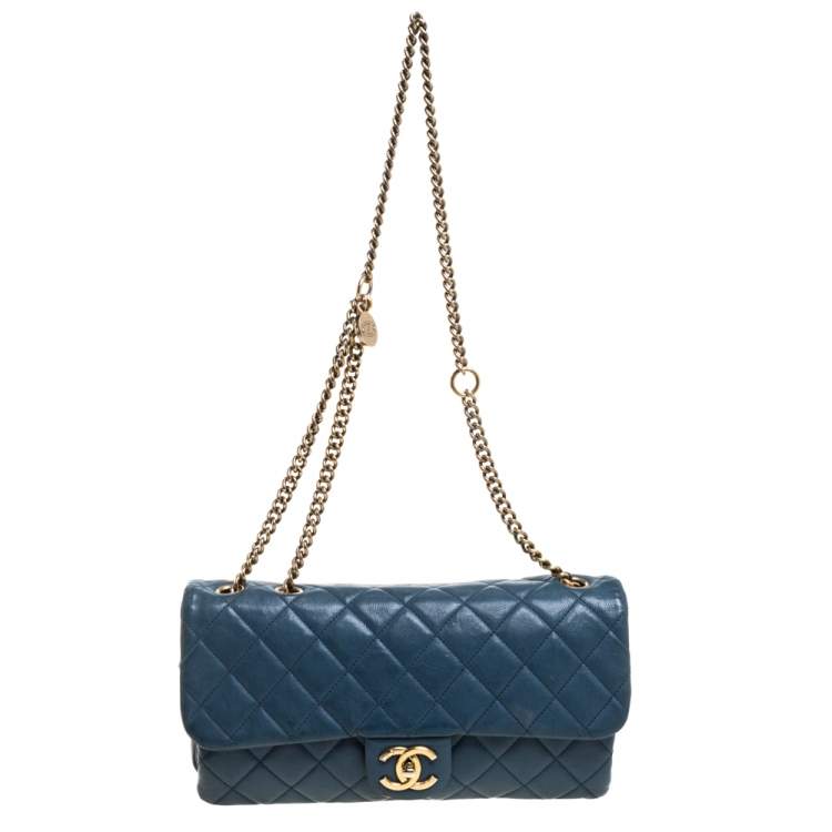 chanel zip flap bag