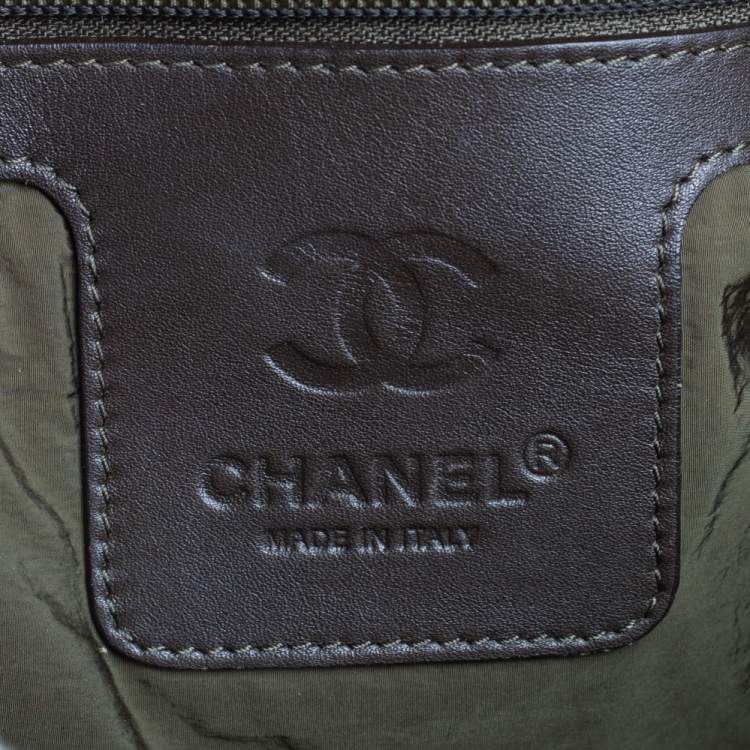 Pre Owned Chanel Red Nylon Coco Cocoon Tote