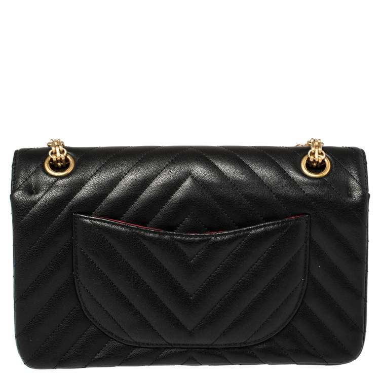 Pre Owned Chanel Black Chevron Leather Reissue 2.55 Classic 225 Flap Bag