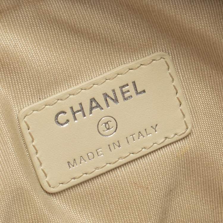 Pre Owned Chanel Light Blue Raffia Deauville Clutch