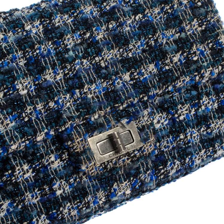 Pre Owned Chanel Blue/White Quilted Tweed Reissue 2.55 Classic 224 Flap Bag