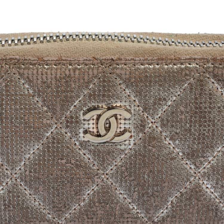 Pre Owned Chanel Metallic Beige Quilted Leather Zip Around Coin Purse