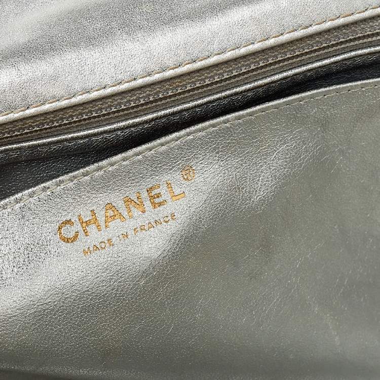 Pre Owned Chanel Silver Quilted Leather Jumbo Classic Single Flap Bag