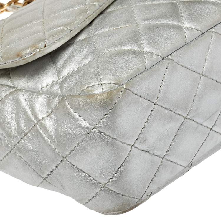 Pre Owned Chanel Silver Quilted Leather Jumbo Classic Single Flap Bag