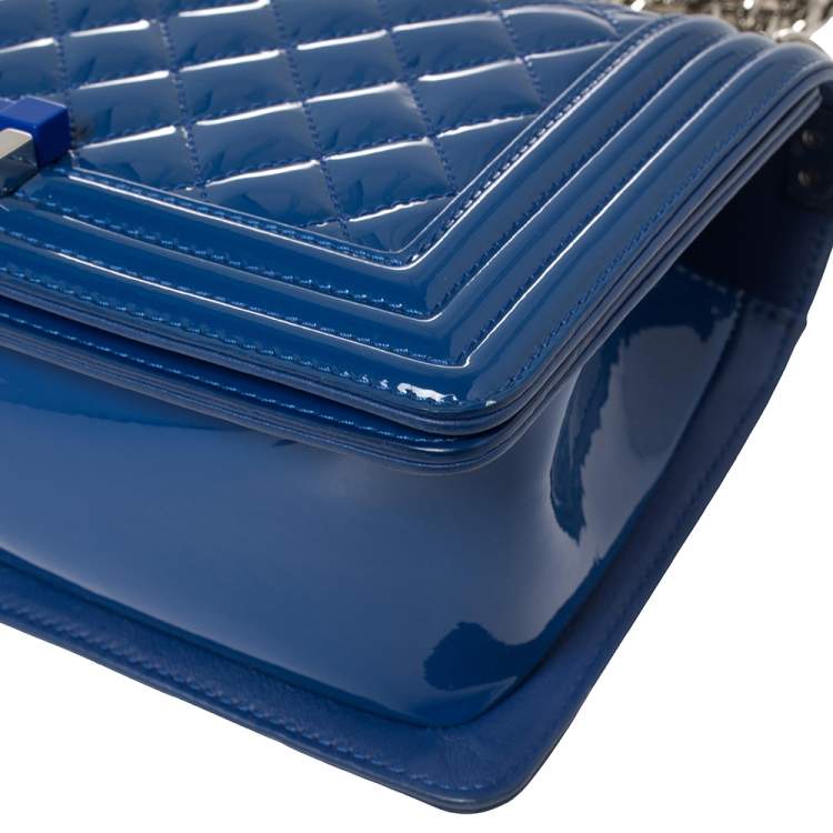 Pre Owned Chanel Blue Quilted Patent Leather Medium Plexiglass Boy Flap Bag