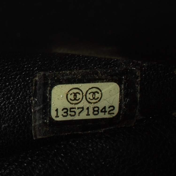 Pre Owned Chanel Black Quilted Caviar Leather Jumbo Classic Single Flap Bag