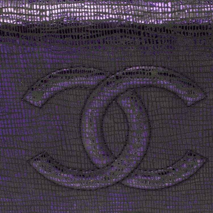 Pre Owned Chanel Metallic Purple Leather CC Bifold Wallet