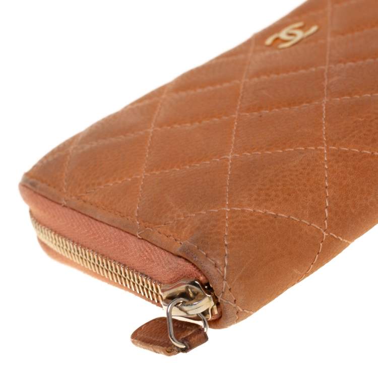 Pre Owned Chanel Orange Quilted Caviar Suede CC Zip Around Wallet