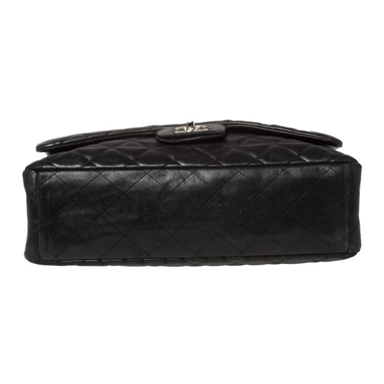 Pre Owned Chanel Black Quilted Leather Maxi Classic Single Flap Bag