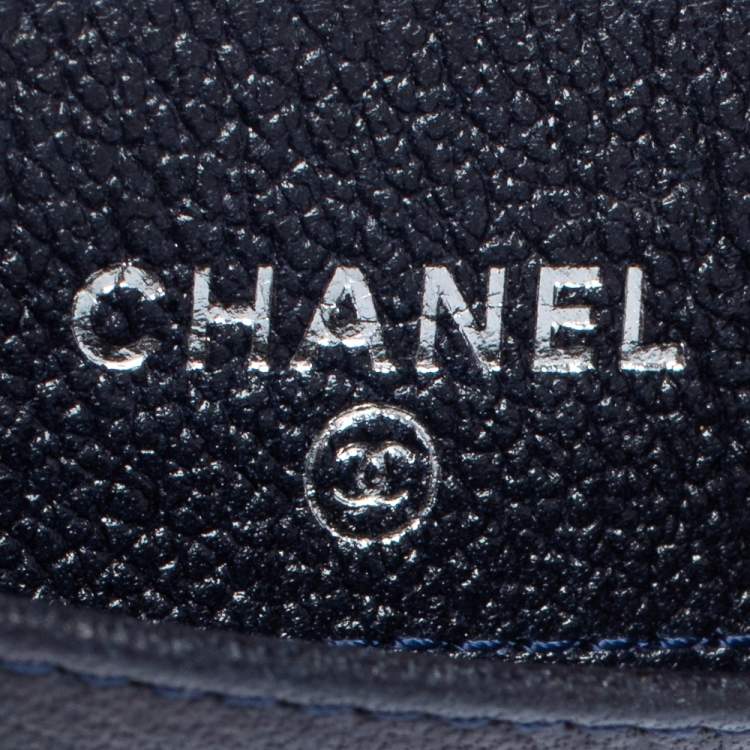 Pre Owned Chanel Navy Blue Leather CC Camellia Embossed Card Holder