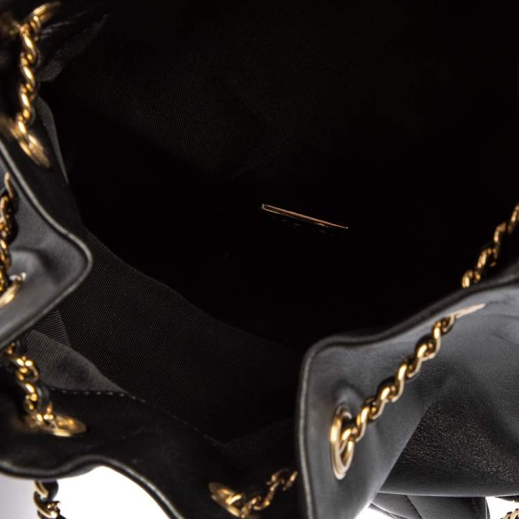 مملوكة مسبقًا Chanel Black Quilted Leather Seoul Backpack