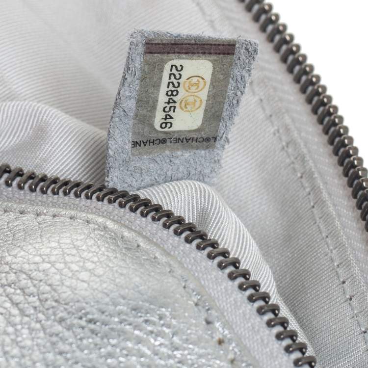 Pre Owned Chanel Silver Quilted Leather Casual Rock Belt Bag