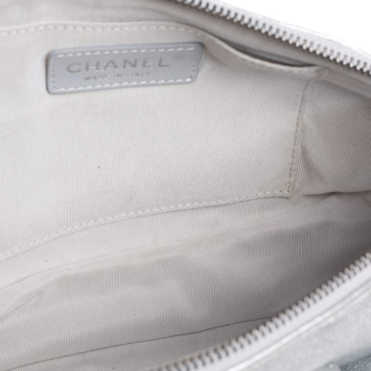 Pre Owned Chanel Silver Quilted Leather Casual Rock Belt Bag