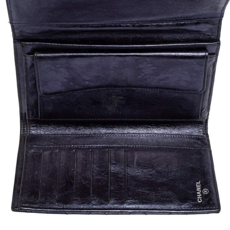 Pre Owned Chanel Metallic Blue Quilted Leather Reissue Trifold Wallet