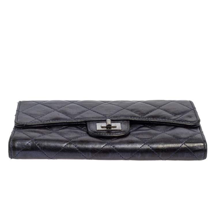Pre Owned Chanel Metallic Blue Quilted Leather Reissue Trifold Wallet
