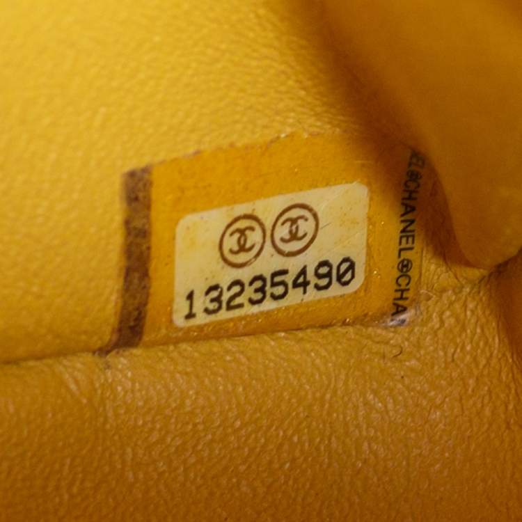 Pre Owned Chanel Yellow Quilted Lambskin Leather Jumbo Classic Single Flap Bag