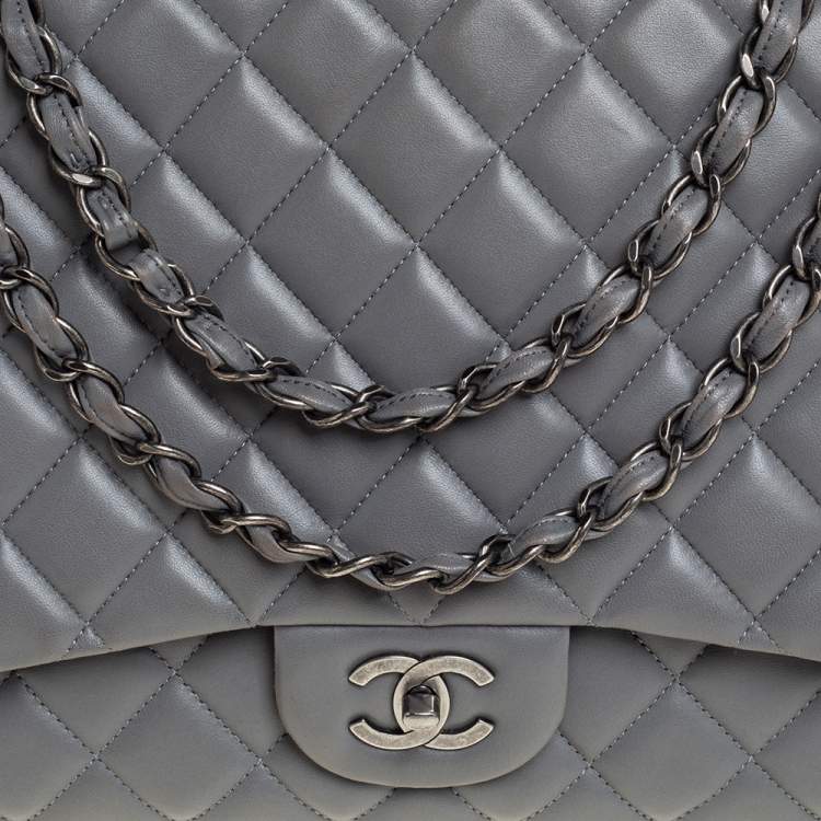 Pre Owned Chanel Grey Quilted Lambskin Leather Maxi Classic Single Flap Bag