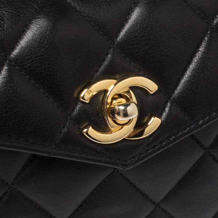 Pre Owned Chanel Black Quilted Leather Vintage Classic Chain Belt Bag