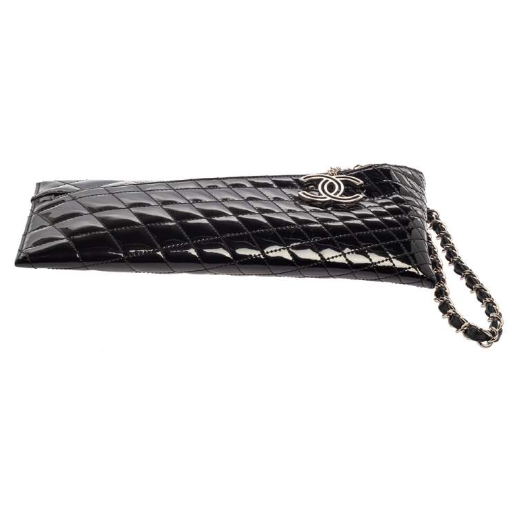 Pre Owned Chanel Black Quilted Patent Leather Gala Zip Clutch