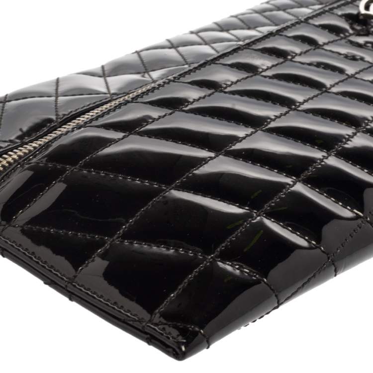 Pre Owned Chanel Black Quilted Patent Leather Gala Zip Clutch