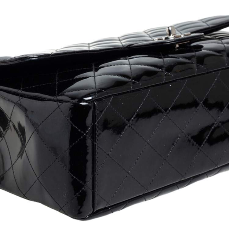 Pre Owned Chanel Black Quilted Patent Leather Maxi Classic Single Flap Bag