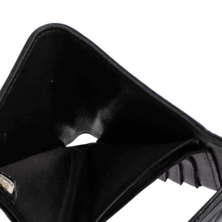 Pre Owned Chanel Black Quilted Lambskin Leather Small Boy Wallet