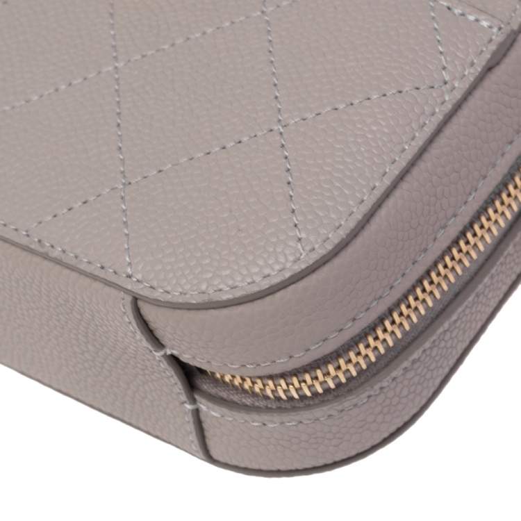 Pre Owned Chanel Grey Quilted Caviar Leather CC Belt Bag