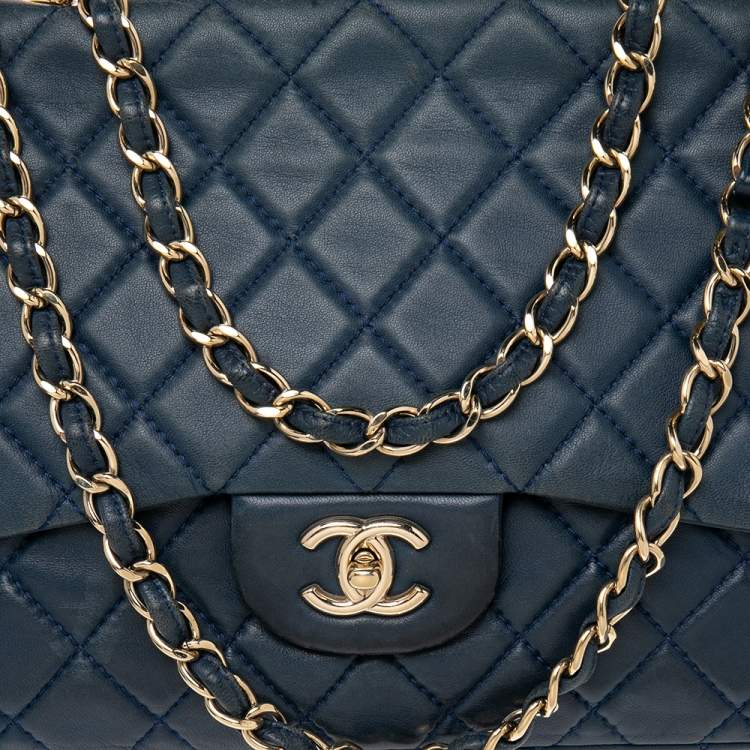 مملوكة مسبقًا Chanel Blue Quilted Leather Jumbo Classic Single Flap Bag