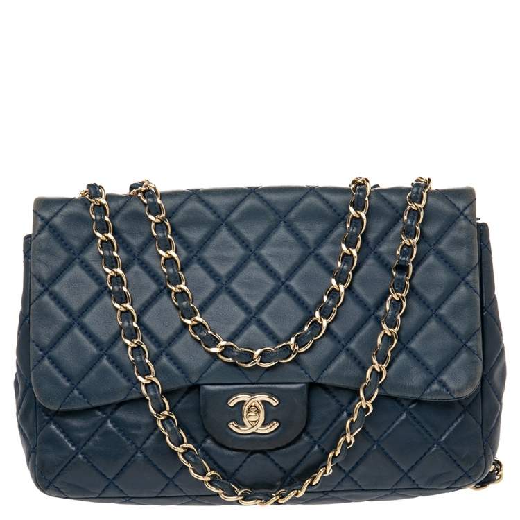 مملوكة مسبقًا Chanel Blue Quilted Leather Jumbo Classic Single Flap Bag