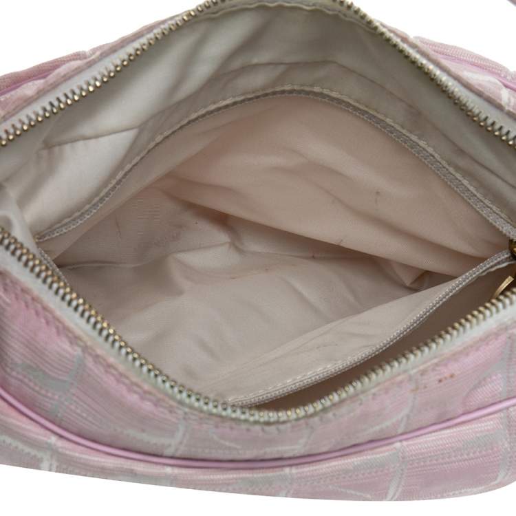 Pre Owned Chanel Pink Nylon Travel Line Hobo