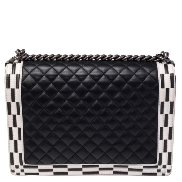 Pre Owned Chanel Black/White Quilted Leather Large Checkerboard Trim Boy Flap Bag