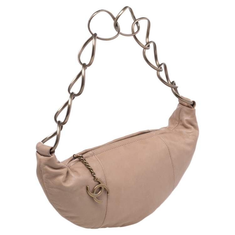 Pre Owned Chanel Beige Leather CC Ring Hobo