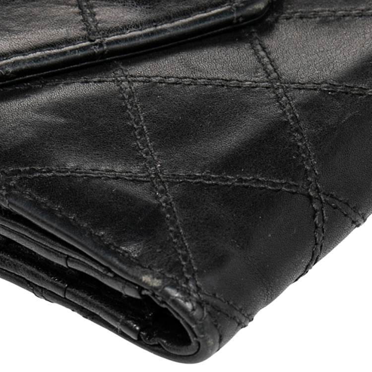 مملوكة مسبقًا Chanel Black Double Quilted Leather Vintage Trifold Wallet