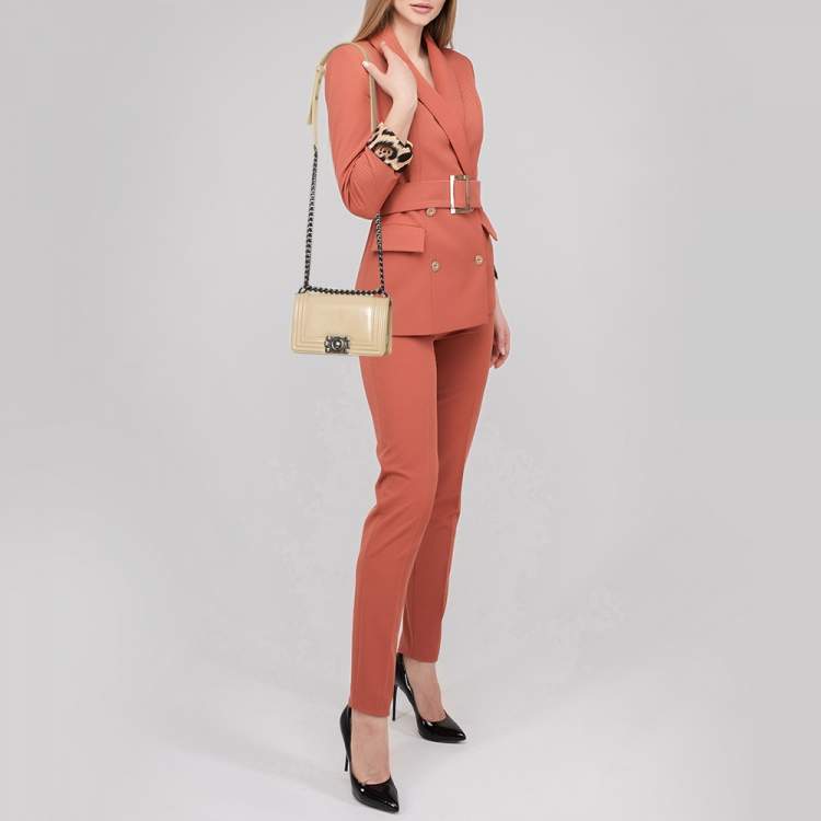 Pre Owned Chanel Beige Glazed Leather Small Boy Flap Bag