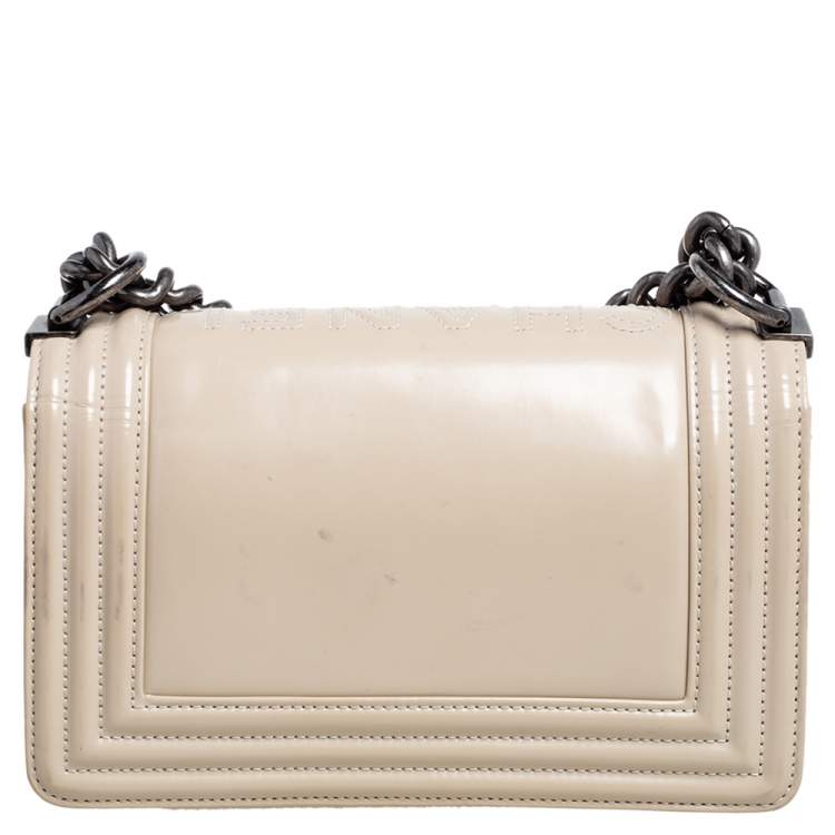 Pre Owned Chanel Beige Glazed Leather Small Boy Flap Bag