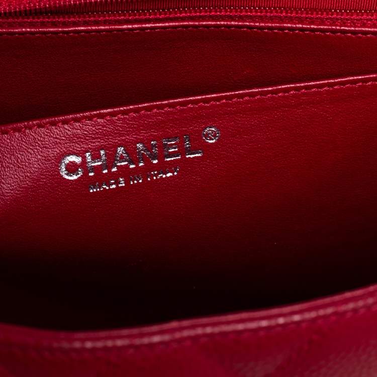 Pre Owned Chanel Red Quilted Caviar Leather Jumbo Classic Single Flap Bag
