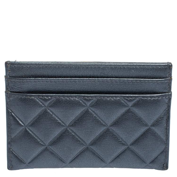 Pre Owned Chanel Metallic Grey Quilted Leather CC Card holder 